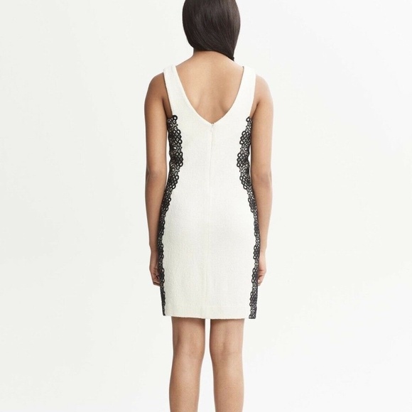 Banana Republic Monogram Lace Trim Boucle Sheath Dress Winter Collection Size 4 - Picture 3 of 13